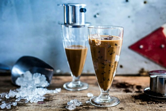 Wie Man Vietnamesischen Eiskaffee Macht